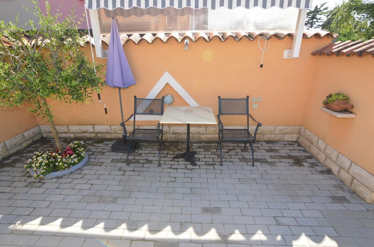 Apartmani Dekovic Materada ポレッチ 部屋 写真