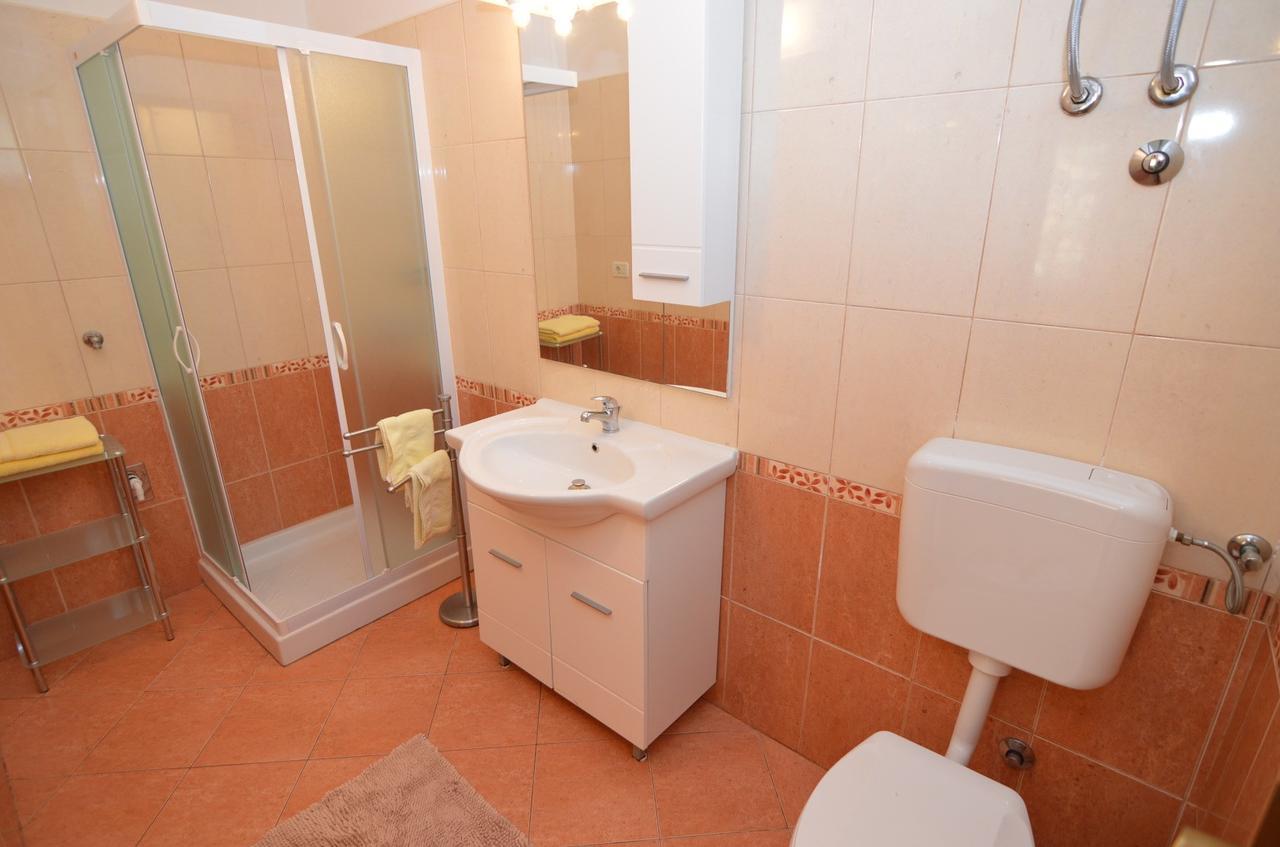 Apartmani Dekovic Materada ポレッチ 部屋 写真