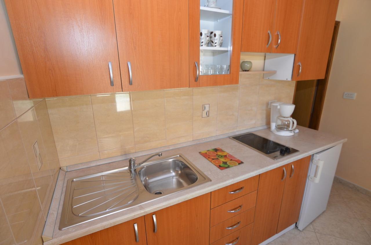 Apartmani Dekovic Materada ポレッチ 部屋 写真