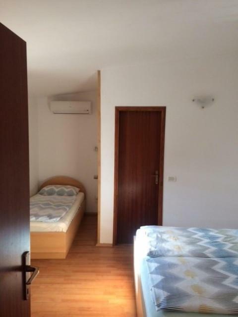 Apartmani Dekovic Materada ポレッチ エクステリア 写真